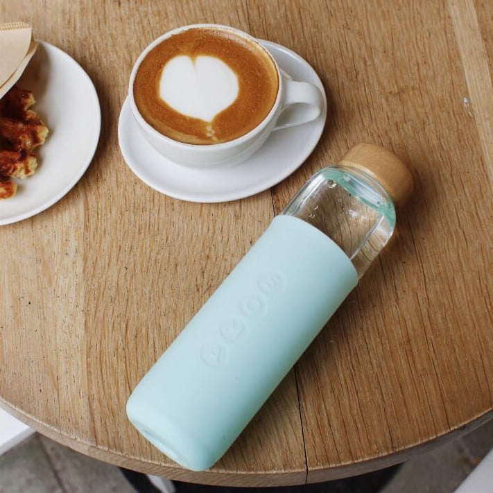 V2 17 oz. Glass Water Bottle Soma