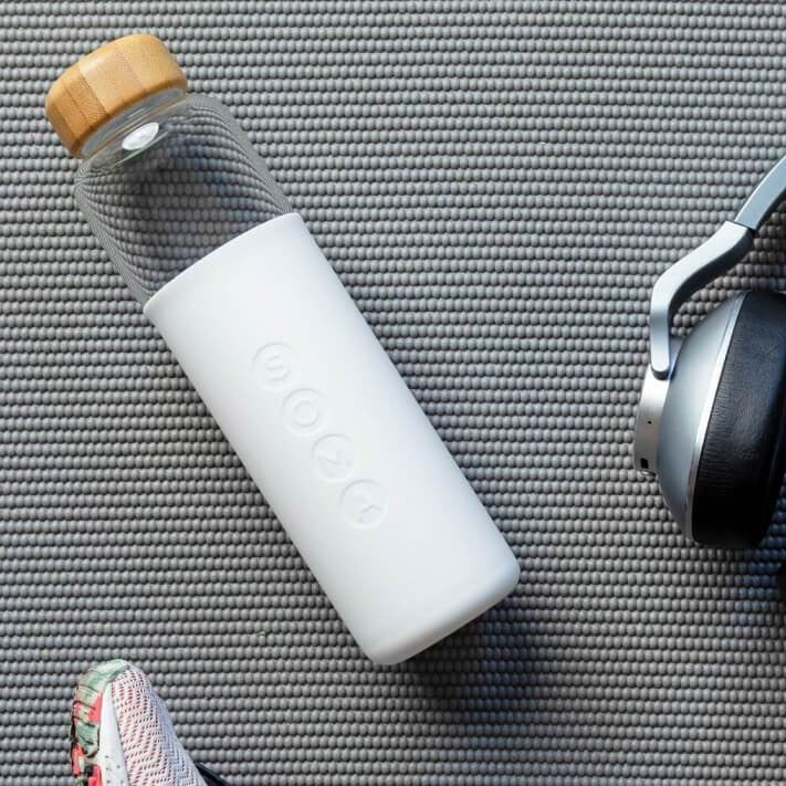 V2 17 oz. Glass Water Bottle Soma
